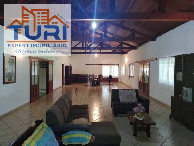 Venda em CURITIBANOS - Bragança Paulista