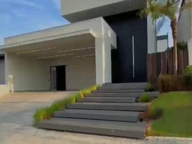 Venda em Lagos de Santa Helena - Bragança Paulista