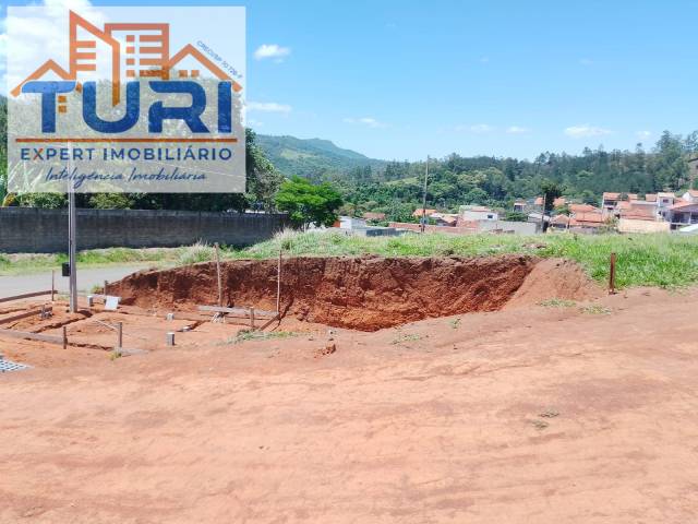 Terreno para Venda em Vargem - 4