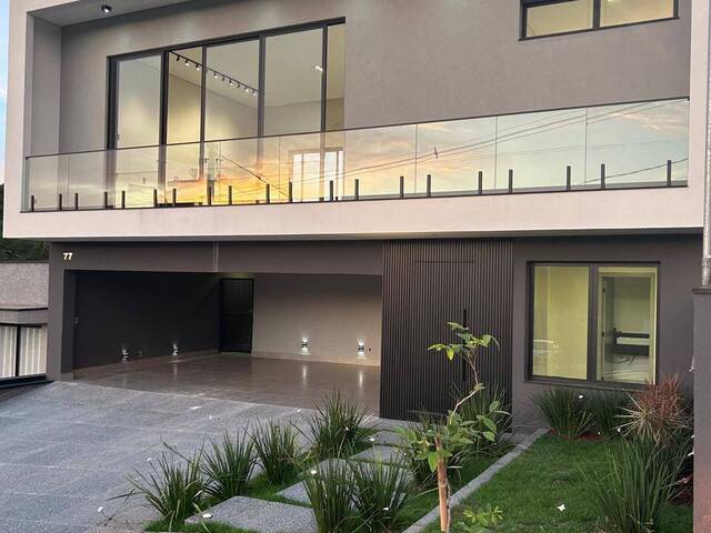 #1272 - Casa para Venda em Bragança Paulista - SP